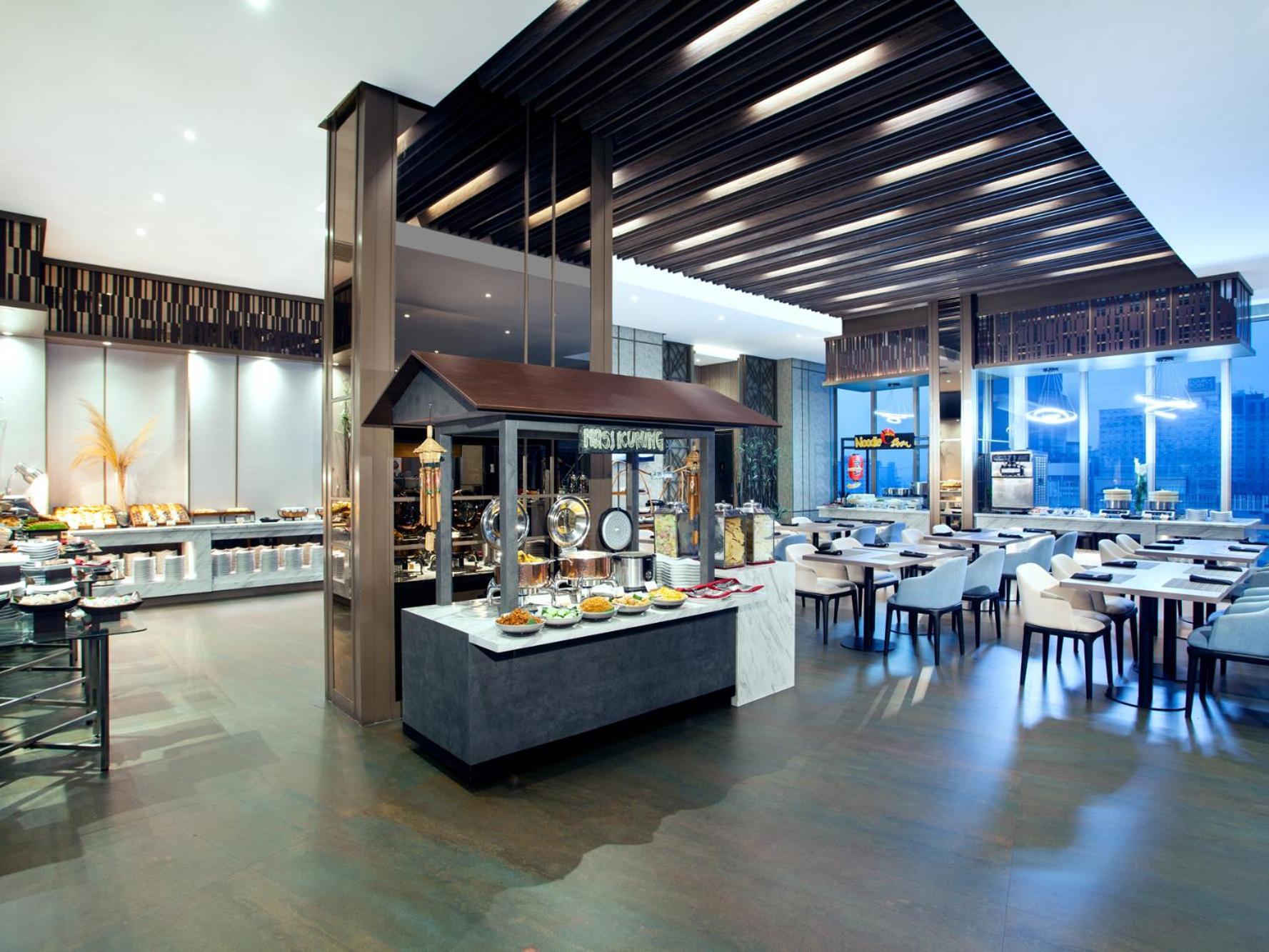 Platinum Hotel Tunjungan Surabaya Eksteriør bilde